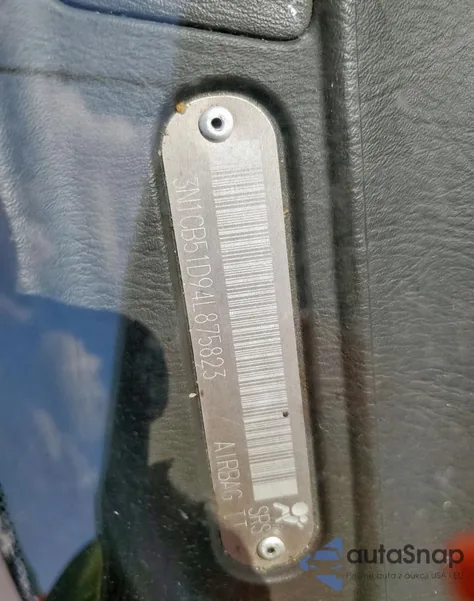 2004 Nissan Sentra 1.8 z USA, uszkodzony, nr VIN 3N1CB51D94L875823